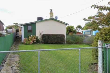 Photo of property in 24 Semple Street, Kakanui, Oamaru, 9495