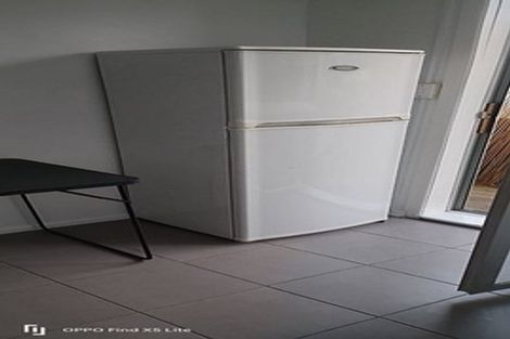 Photo of property in 15 Peach Road, Glenfield, Auckland, 0629