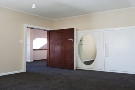 Photo of property in 1 Glasgow Street, Kelburn, Wellington, 6012