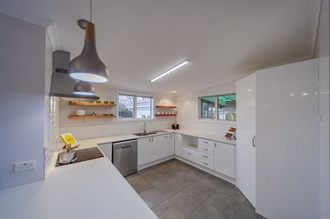 Photo of property in 40 Middle Road, Havelock North, 4130