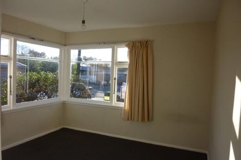 Photo of property in 4 Milnebank Street, Upper Riccarton, Christchurch, 8041