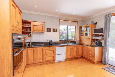 Photo of property in 31 Tararua Drive, Upper Plain, Masterton, 5888
