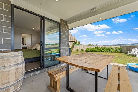 Photo of property in 17 Three Brothers Place, Warkworth, 0981