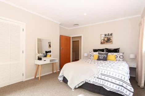 Photo of property in 5 Maldive Street, Khandallah, Wellington, 6035