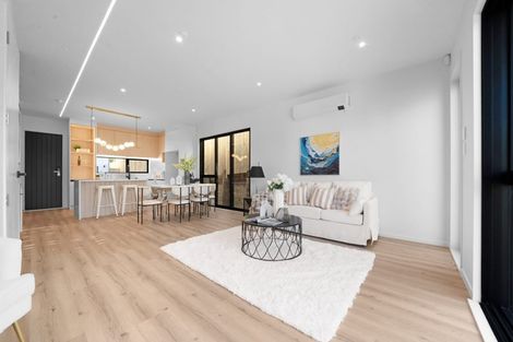 Photo of property in 6a Rosina Place, Pakuranga, Auckland, 2010