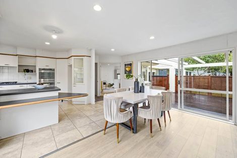 Photo of property in 26 Dannemora Drive, Dannemora, Auckland, 2016