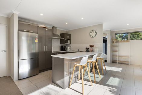 Photo of property in 12 Rire Hau Lane, Pyes Pa, Tauranga, 3112