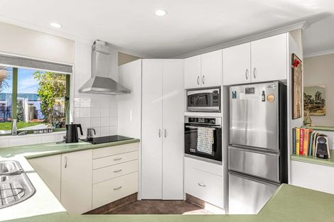 Photo of property in 4 Mayfair Close, Whitianga, 3510