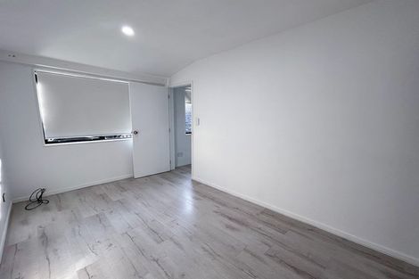 Photo of property in 22 Botany Road, Howick, Auckland, 2010