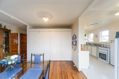 Photo of property in 33 Andrew Avenue, Roslyn, Palmerston North, 4414