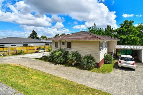 Photo of property in 1/30 Heathberry Close, Papatoetoe, Auckland, 2025