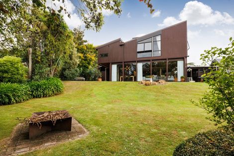 Photo of property in 9 Belmont Place, Terrace End, Palmerston North, 4410