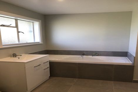 Photo of property in 23 Main Road, Luggate, Cromwell, 9383