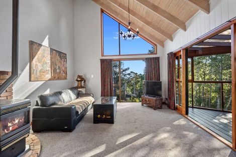 Photo of property in 14 Hebe Place, Birkenhead, Auckland, 0626