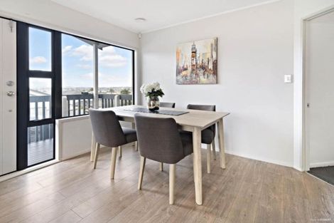 Photo of property in 3/248 Sturges Road, Henderson, Auckland, 0612