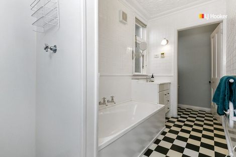 Photo of property in 4 Belleknowes Terrace, Belleknowes, Dunedin, 9011