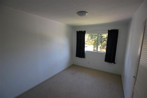 Photo of property in 15 Katrina Place, Massey, Auckland, 0614