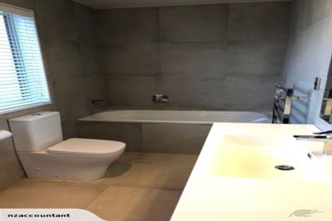 Photo of property in 24 Pikao Place, East Tamaki, Auckland, 2016