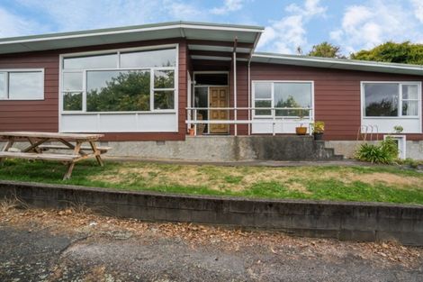 Photo of property in 194 Lake Terrace, Waipahihi, Taupo, 3330