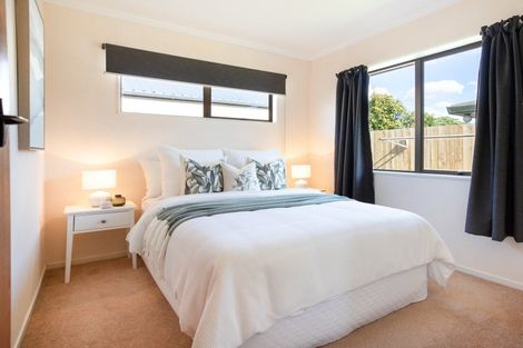 Photo of property in 4 Edgecombe Court, Roslyn, Palmerston North, 4414