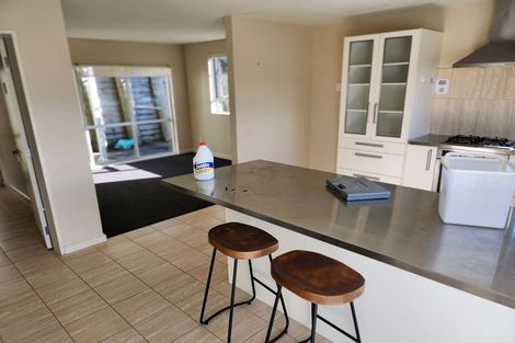 Photo of property in 14a Freeling Street, Island Bay, Wellington, 6023