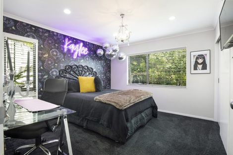 Photo of property in 20 Shackle Lane, Whitby, Porirua, 5024