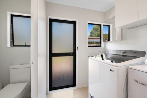 Photo of property in 1/12 Jumento Place, Unsworth Heights, Auckland, 0632