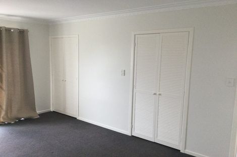 Photo of property in 208 Te Atatu Road, Te Atatu South, Auckland, 0610