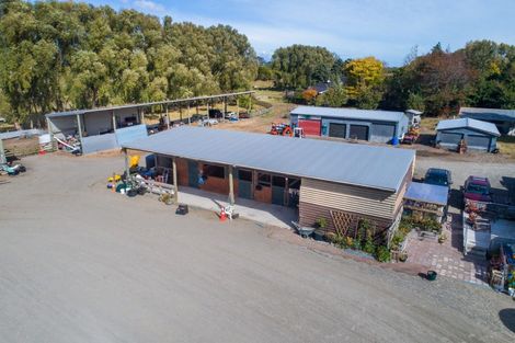 Photo of property in 1614 State Highway 3, Awahuri, Palmerston North, 4476