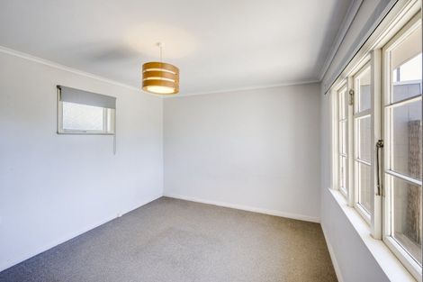 Photo of property in 2/1 Murphy Road, Taradale, Napier, 4112
