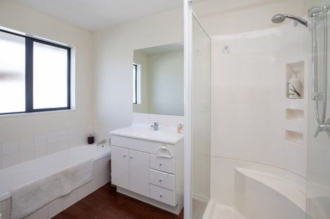 Photo of property in 71 Springs Road, Hornby, Christchurch, 8042