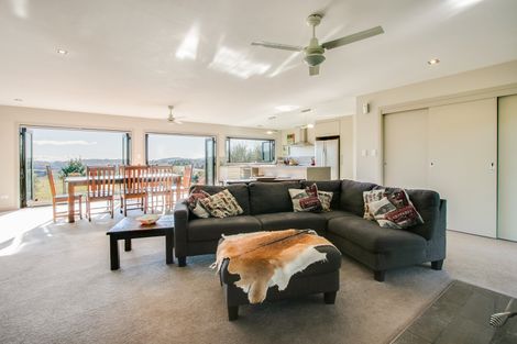 Photo of property in 824 Maraetotara Road, Maraetotara, Havelock North, 4294