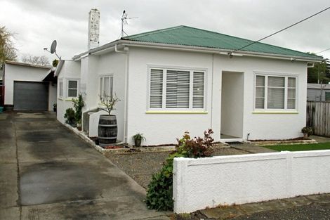 Photo of property in 6 Victoria Street, Carterton, 5713