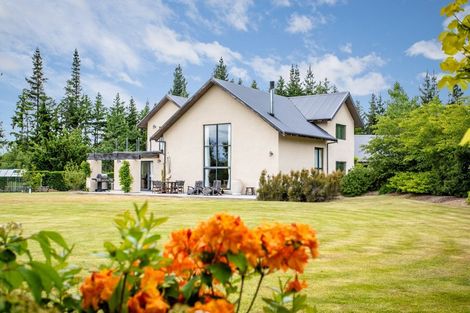 Photo of property in 33 Old Racecourse Road, Albert Town, Wanaka, 9305