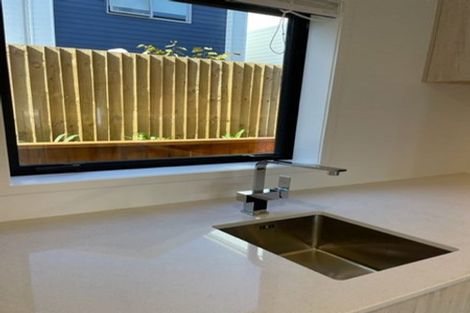 Photo of property in 6/10 Yeovil Road, Te Atatu Peninsula, Auckland, 0610