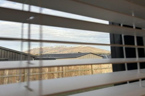 Photo of property in 45 Shepherd Road, Jacks Point, Queenstown, 9371