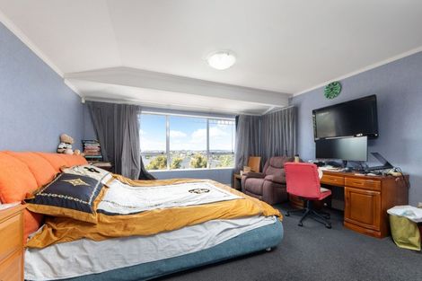 Photo of property in 48 Cherub Place, West Harbour, Auckland, 0618