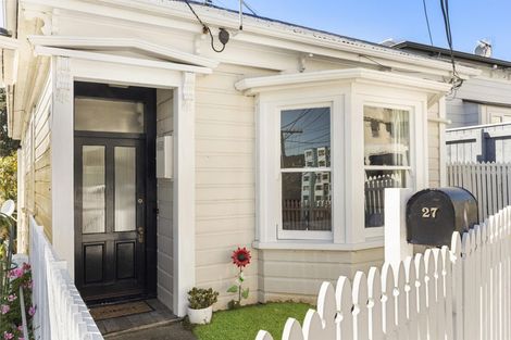 Photo of property in 27 Nairn Street, Mount Cook, Wellington, 6011