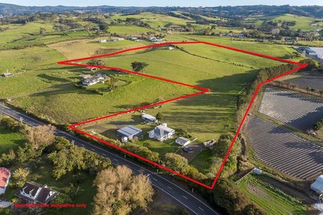 Photo of property in 290 Waitakere Road, Taupaki, 0782