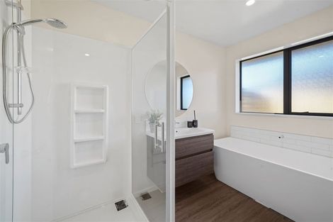 Photo of property in 16 Crosado Place, Rolleston, 7614