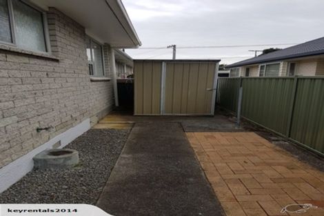 Photo of property in 8b Porutu Street, Fairfield, Lower Hutt, 5011