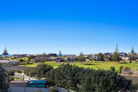 Photo of property in 25 The Glebe, Coastlands, Whakatane, 3120