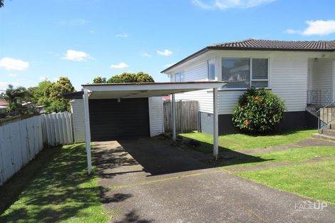Photo of property in 8 Miltonia Avenue, Te Atatu South, Auckland, 0610
