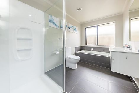 Photo of property in 10 Patu Way, Patumahoe, Pukekohe, 2679