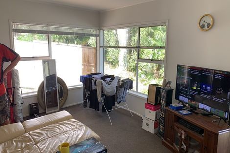 Photo of property in 1/75 Stredwick Drive, Torbay, Auckland, 0630