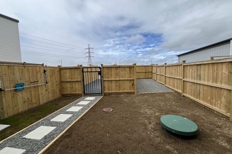 Photo of property in 20 Kapeta Lane, Karaka, 2113