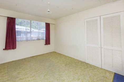 Photo of property in 23 Harvard Grove, Totara Park, Upper Hutt, 5018