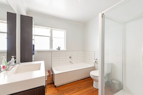 Photo of property in 96 Parkers Road, Tahunanui, Nelson, 7011