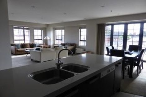 Photo of property in Gb/2 Bassett Road, Remuera, Auckland, 1050