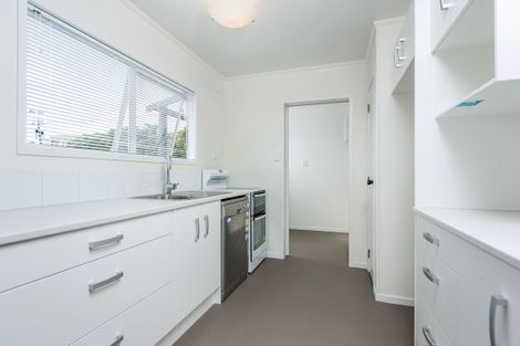 Photo of property in 1/1 Celeste Place, Totara Vale, Auckland, 0627